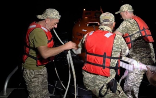 Ukrainian rescuers save Filipino sailor from ship hit by Russian drone
