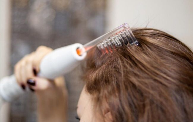 Laser comb or darsonval: Trichologist reveals what stimulates hair growth