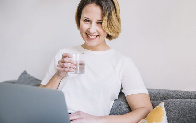 Doctors name most common mistake people make when drinking water