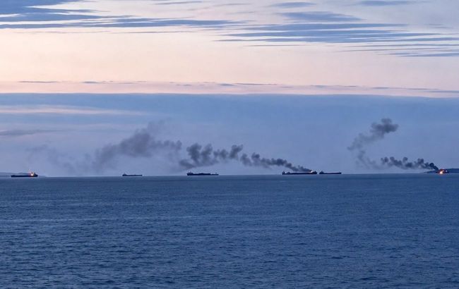 Ukraine hits 15 Russian ships and 9 key energy hubs (video)