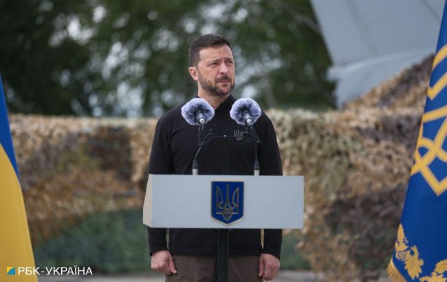 F-16 in Ukraine. Zelenskyy shows first fighter jets received