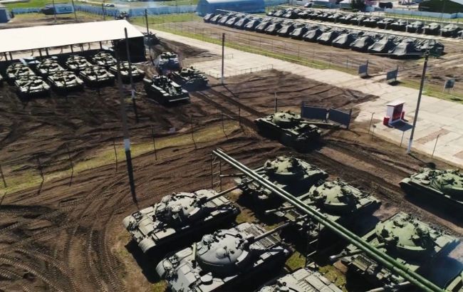 Russia takes 40% of old tanks from largest Soviet armored vehicle depot
